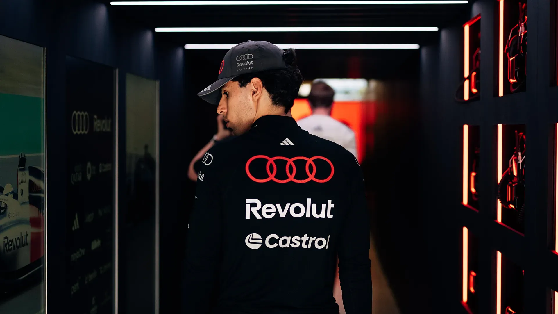 Gabi walks into the ppit