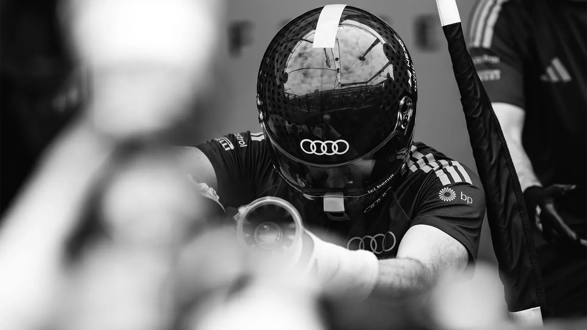 The machine gunner is getting ready