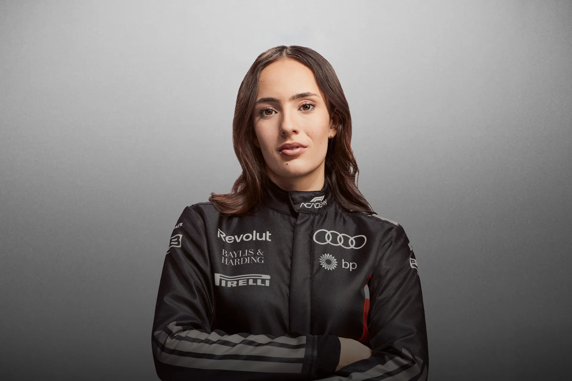 Portrait of Emma Felbermayr, driver at the Audi Revolut F1® Academy in the studio