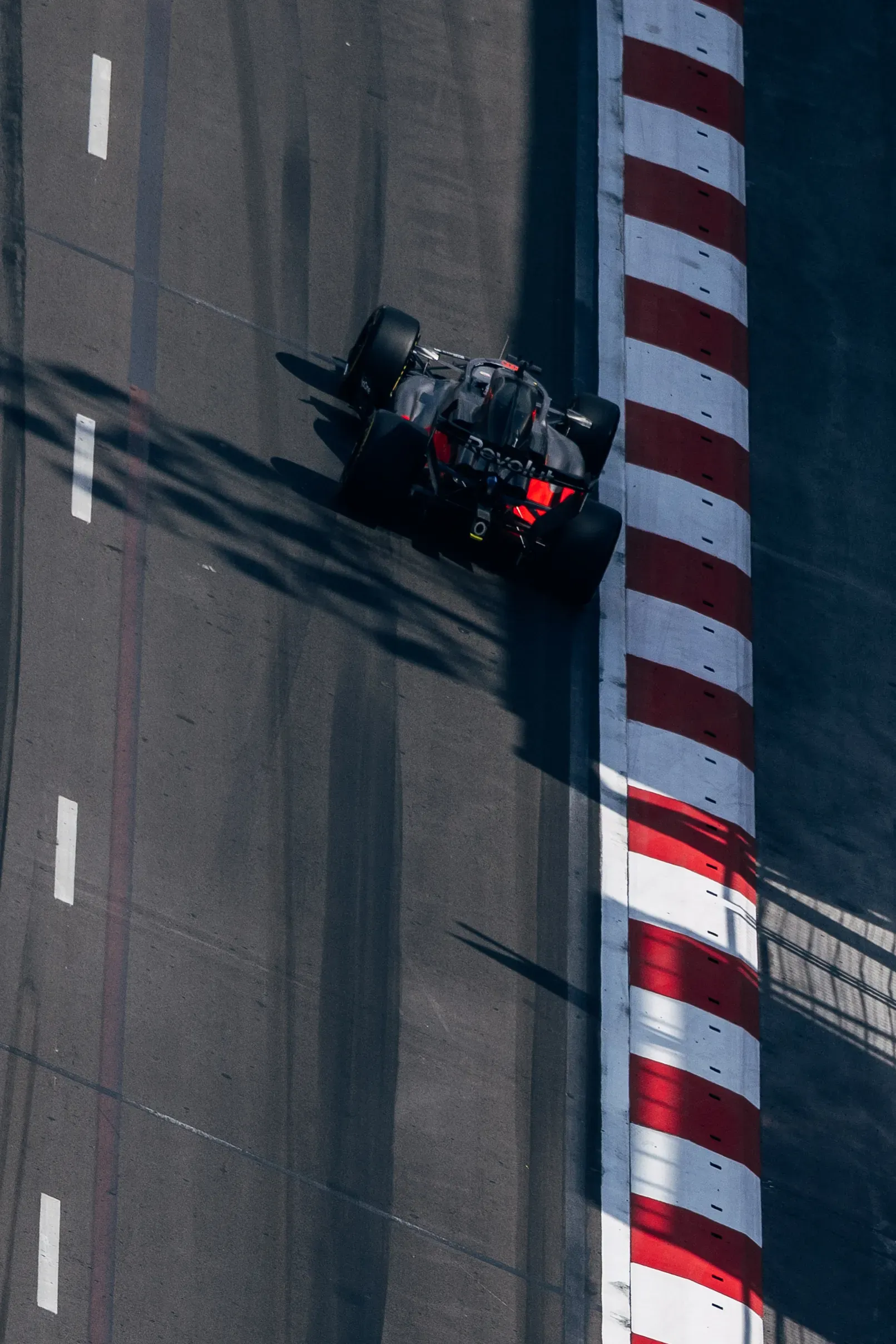 Audi R26 driving through the Baku City Circuit