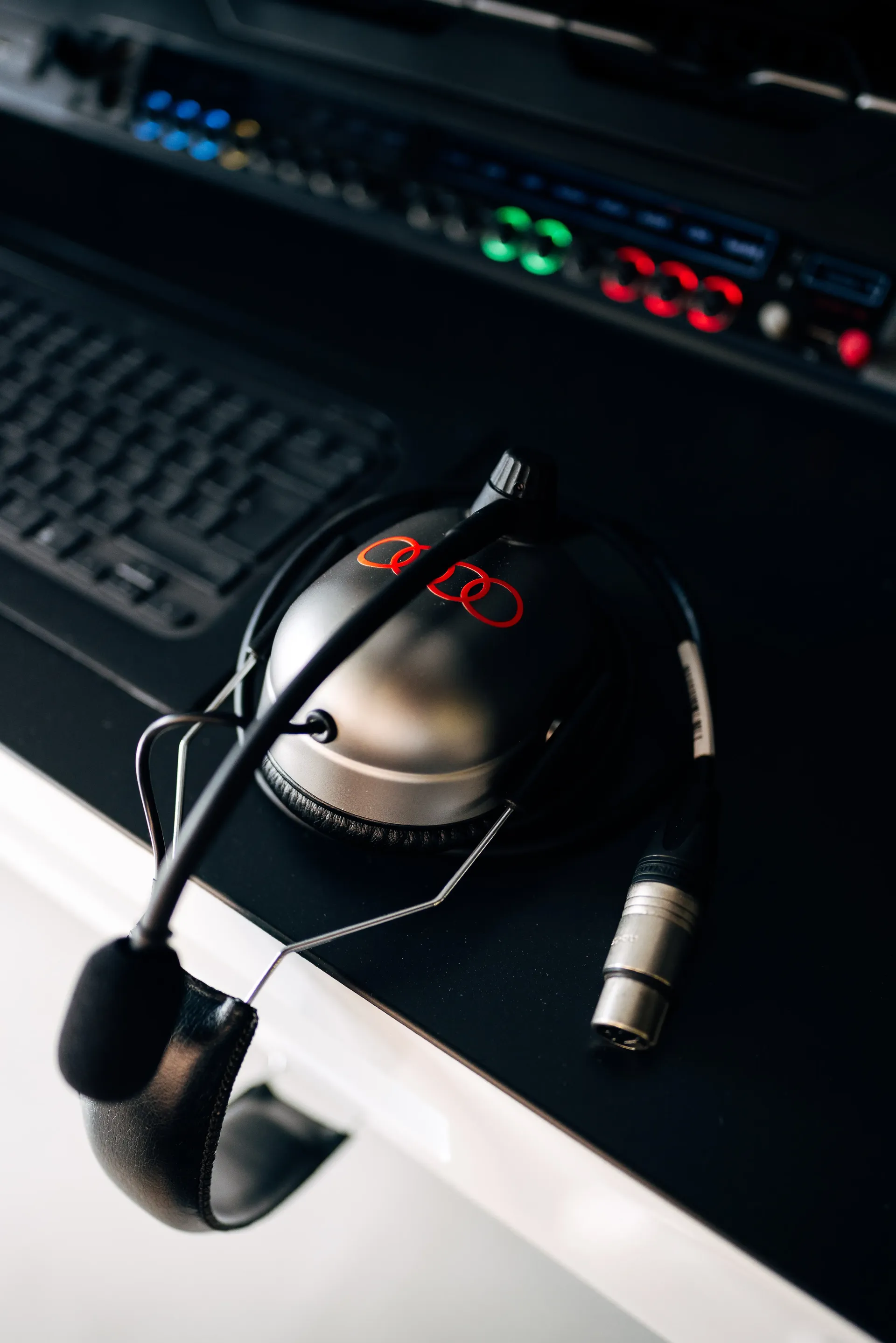 Audi Revolut F1® Team headset in the garage