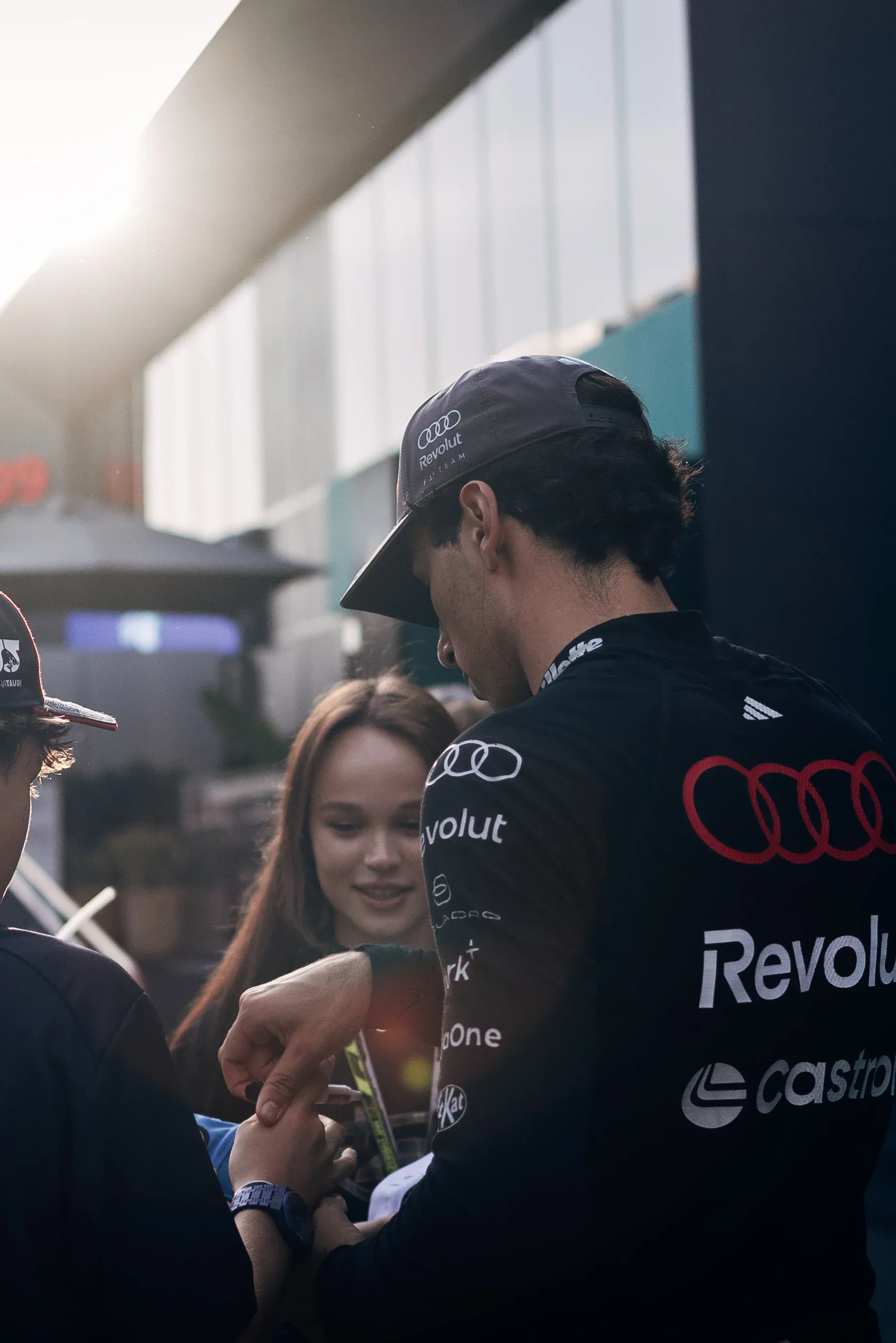Audi Revolut F1® Team driver Gabriel Bortoleto interacting with a fan