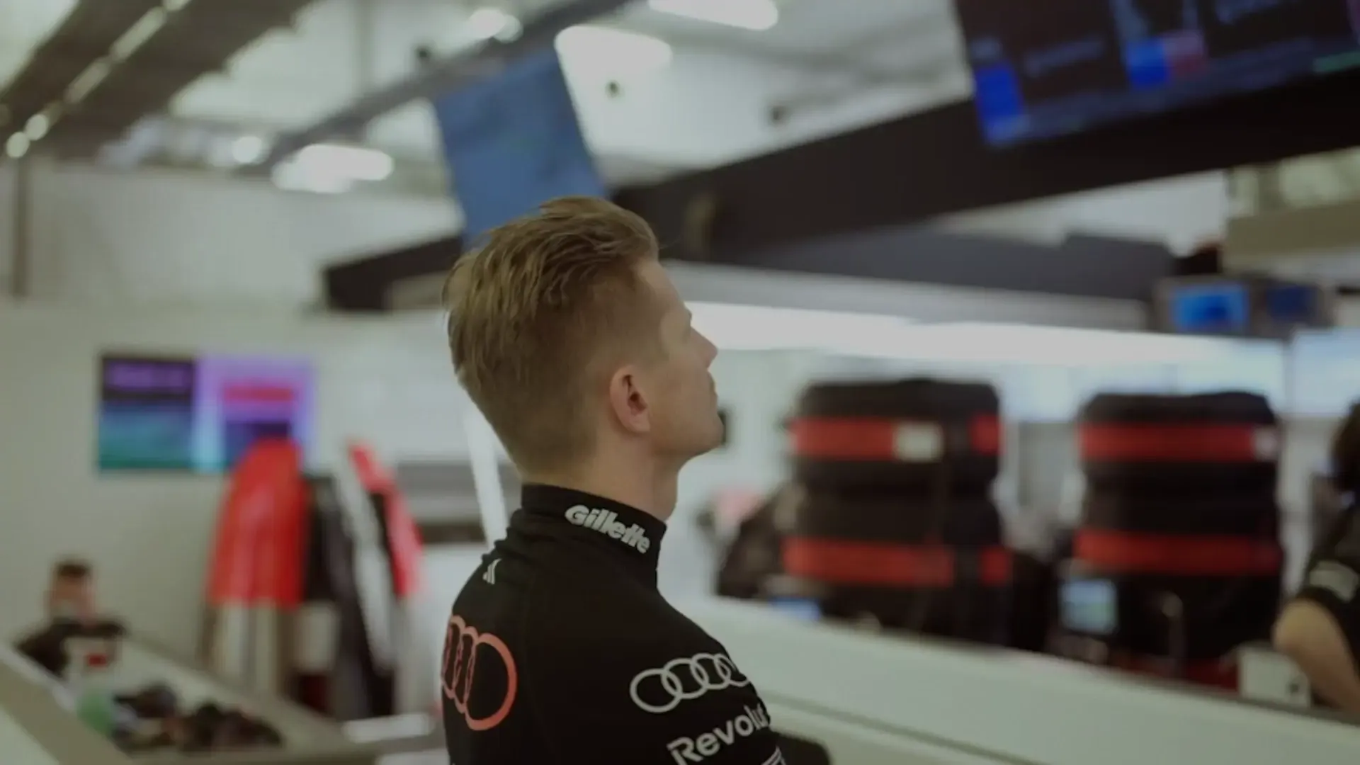 Audi Revolut F1® Team Wallpaper Nico Hulkenberg driving car at Bahrain, Crew members at garage, high speed